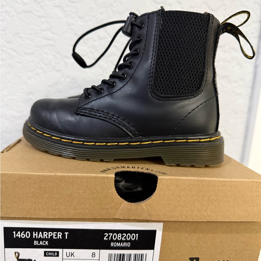 Dr. Martens Kids Black Leather Boots, US 9